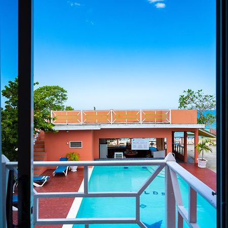 Shields Negril Villas Chambre photo