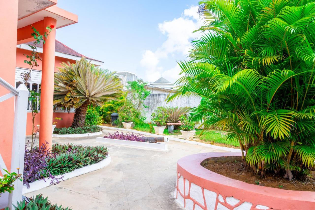 Shields Negril Villas Extérieur photo