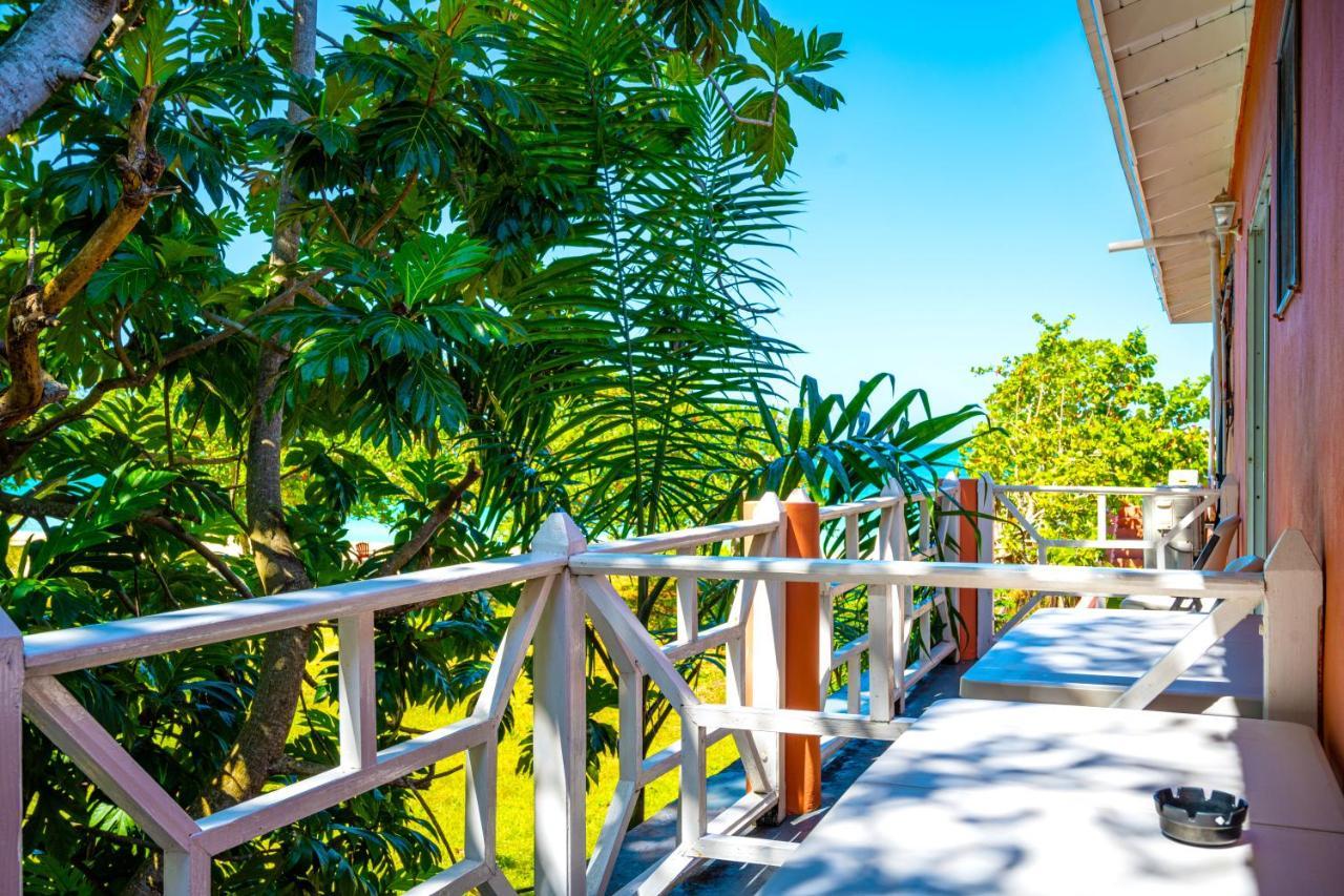 Shields Negril Villas Extérieur photo