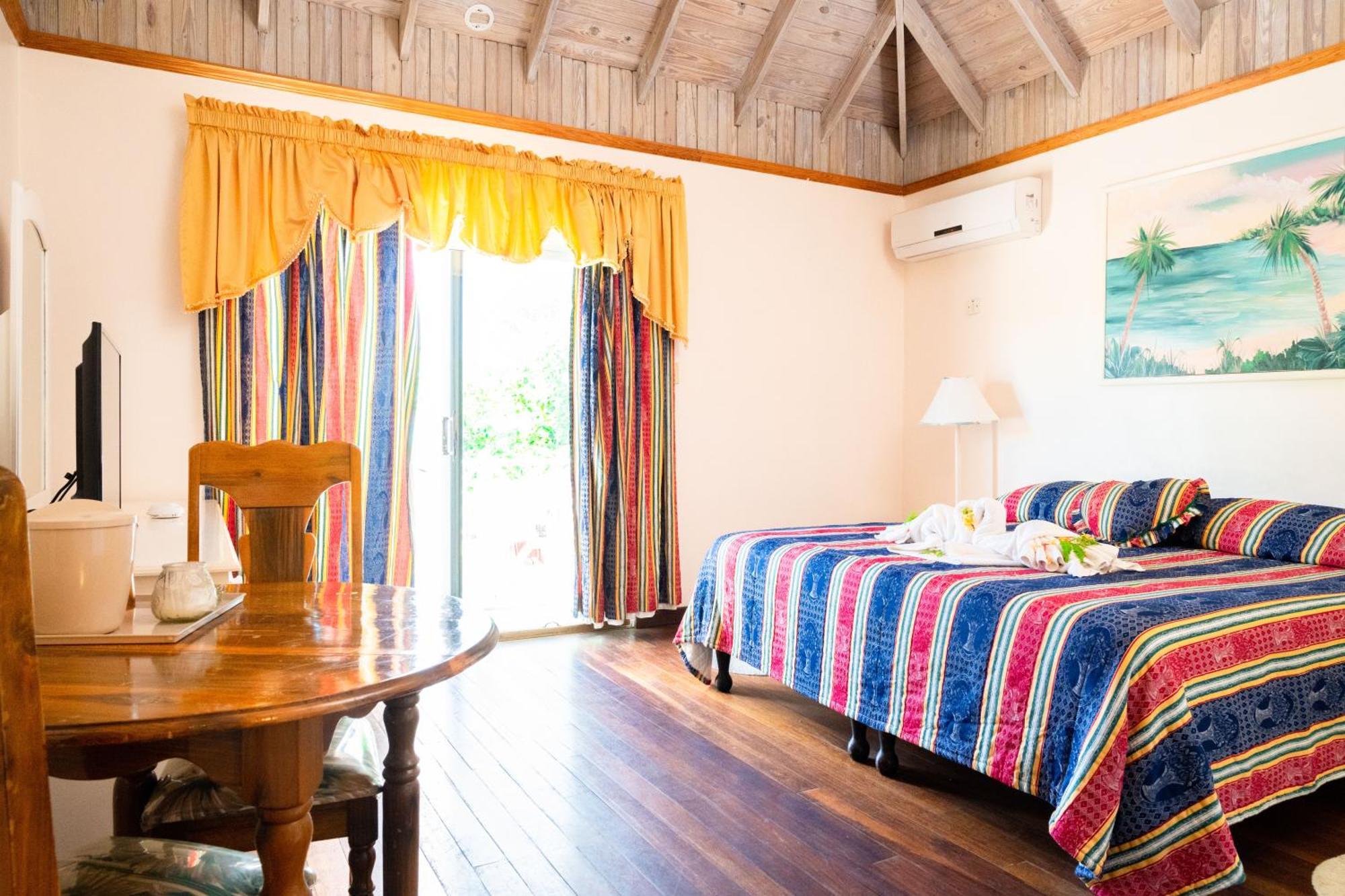 Shields Negril Villas Chambre photo